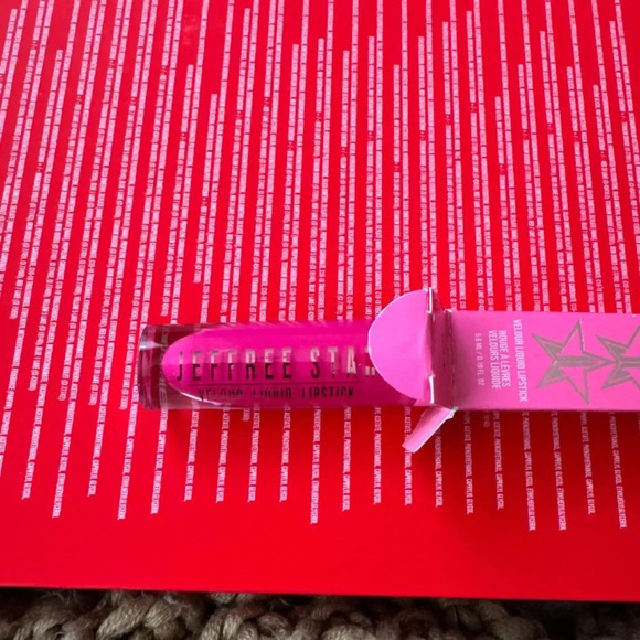 Prom Night Jeffree Star Velour liquid lipstick - NWT - Bright Neon Pink - Picture 6 of 8